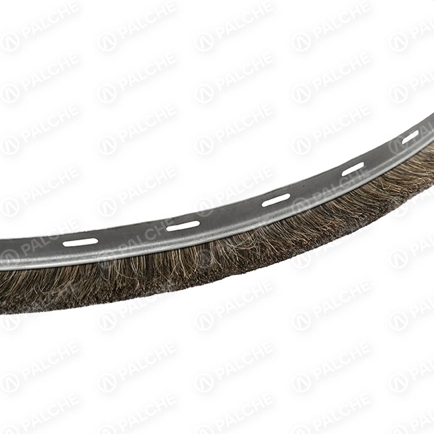 668065 Radiator screen sealing brush D894 (fits to CLAAS) - alternative image